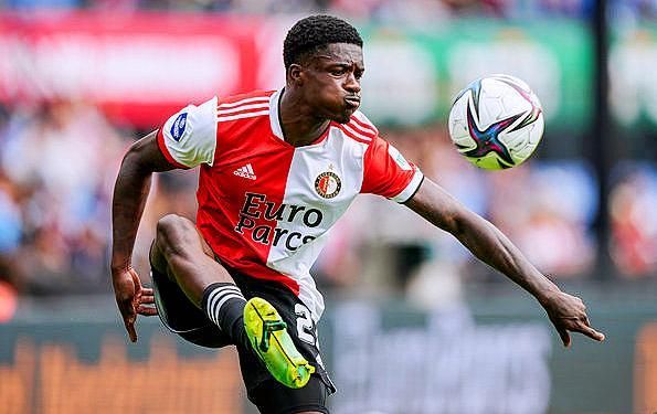 在顶尖位置 在顶尖位置