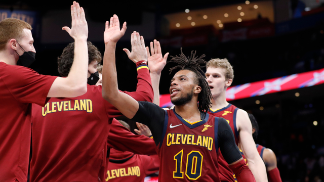 對任何敵人 對任何敵人