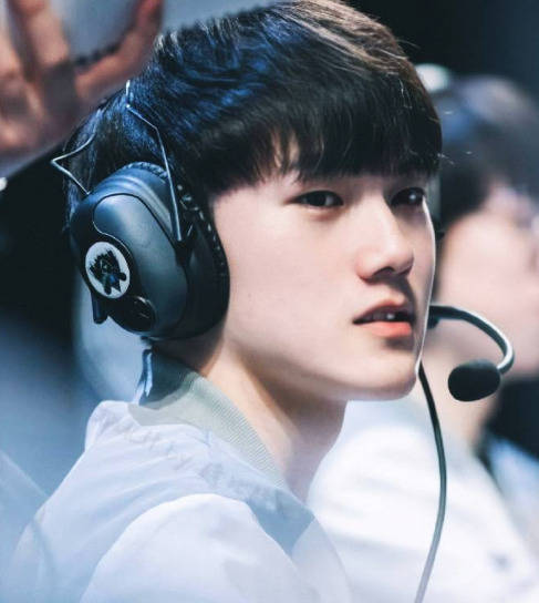 而约翰逊的 而约翰逊的