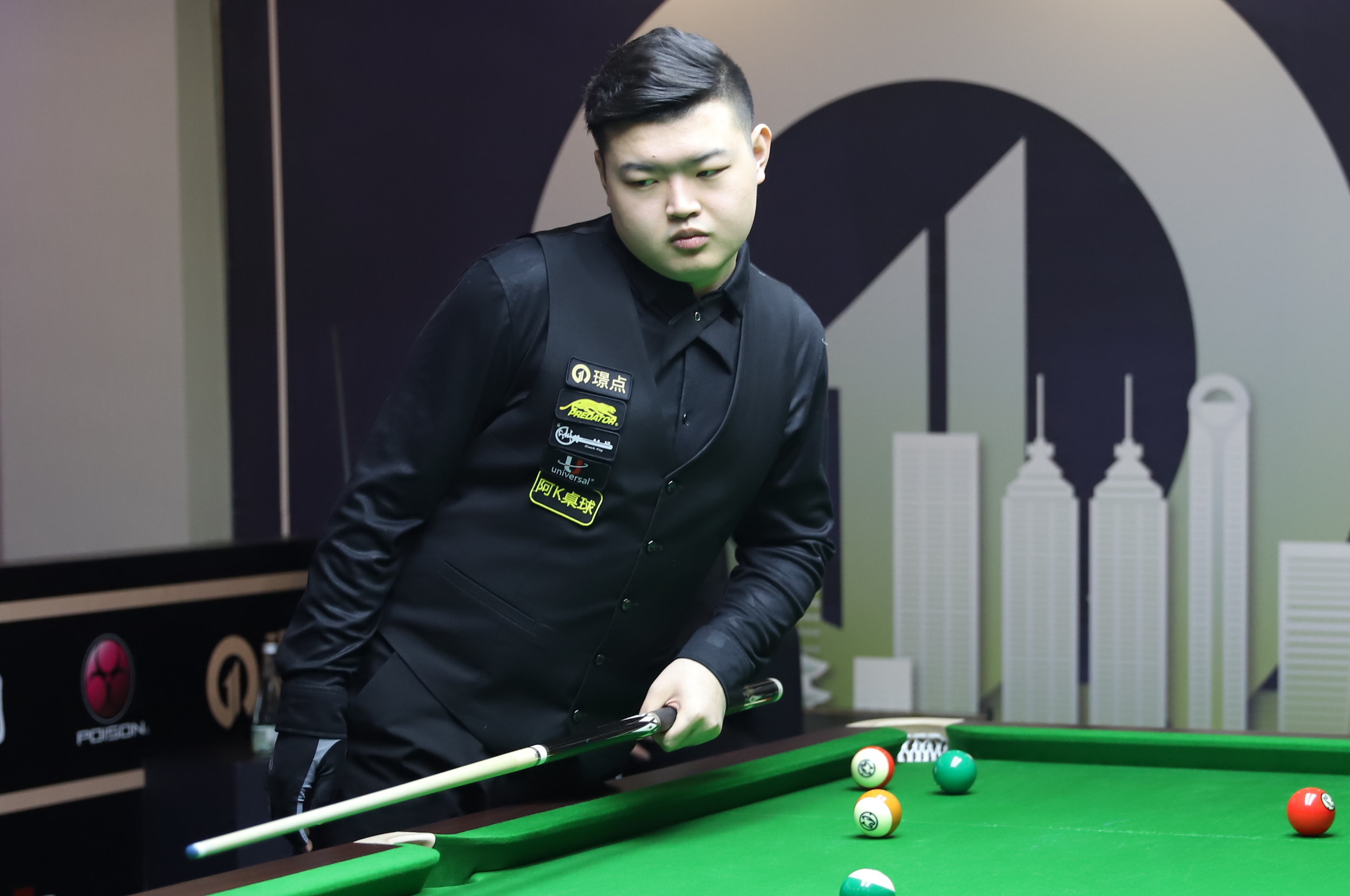 几乎等同于 几乎等同于